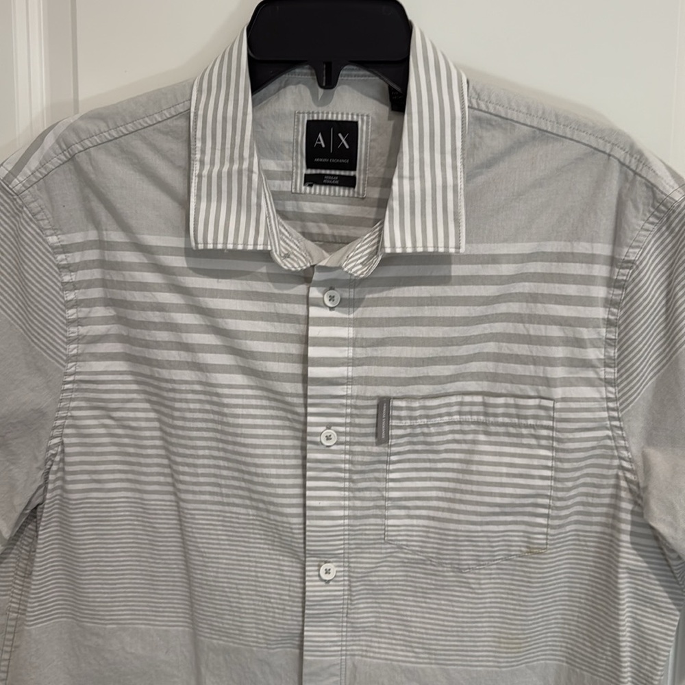 Armani Exchange shirt size L regular fit - Picture 3 of 3